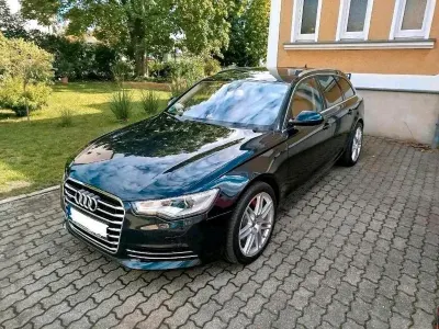 Gebraucht Audi A6 Comfort 325 PS (239 kW) 2012 Andere farben Kombi