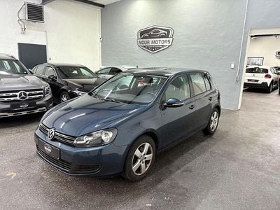 Gebraucht VW Golf VI Comfortline 122 PS (89 kW) 2011 Blau Kleinwagen