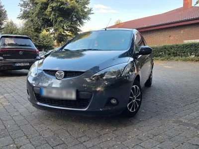 Gebraucht Mazda 2 63 PS (46 kW) 2009 Grau Kleinwagen