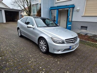 Silber Gebraucht 2009 Mercedes CLC180 Sport Kleinwagen | 5.999 € (Fairer Preis)