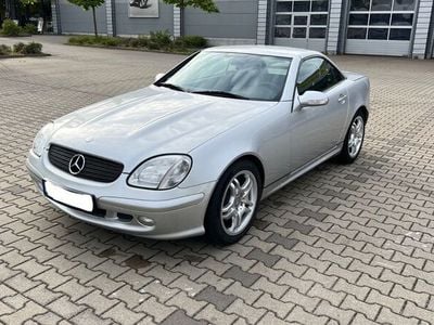 Mercedes SLK320