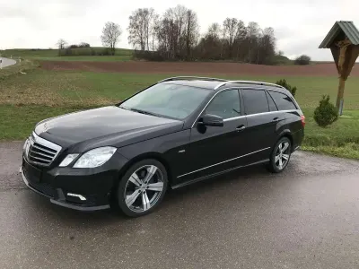 Gebraucht Mercedes E250 AMG 204 PS (150 kW) 2010 Obsidianschwarz  metalliclack Kombi