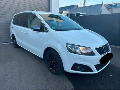 Weiß Gebraucht 2022 Seat Alhambra FR Van / Kleinbus | 29.300 € (Guter Preis)