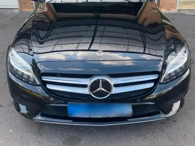 Gebraucht Mercedes C300 AMG 245 PS (180 kW) 2020 Schwarz Kombi