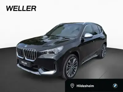 Gebraucht BMW X1 Performance 204 PS (150 kW) 2024 Black sapphire (schwarz) SUV