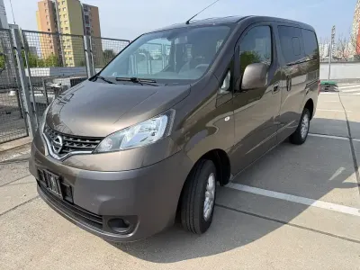 Gebraucht Nissan Evalia 110 PS (80 kW) 2016 Braun Van / Kleinbus