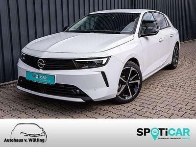 Second-hand Opel Astra Edition 179 CP (131 kW) 2023 Alb Berlinǎ