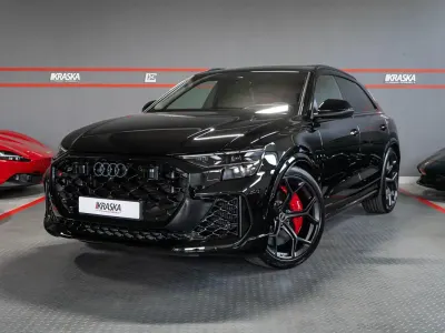 Neu Audi Q8 Performance 640 PS (470 kW) 2026 Mythosschwarz metallic SUV