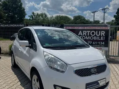 Gebraucht Kia Venga Spirit 90 PS (66 kW) 2011 Weiß Kleinwagen