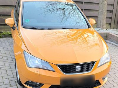 Usata Seat Ibiza SC Style 82 CV (60 kW) 2012 Giallo Utilitaria