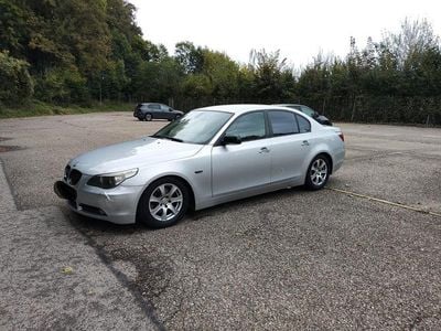 BMW 523