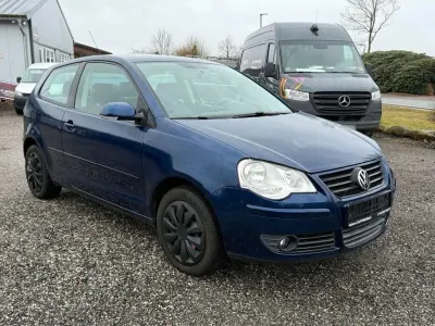 Gebraucht VW Polo 75 PS (55 kW) 2006 Blau Kleinwagen