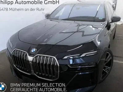 Gebraucht BMW 740 M Sport 299 PS (219 kW) 2025 Schwarz Limousine