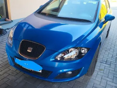 Używany Seat Leon Copa 125 KM (91 kW) 2011 Niebieski Hatchback