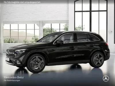 Gebraucht Mercedes GLC220 AMG 197 PS (144 kW) 2025 Schwarz SUV
