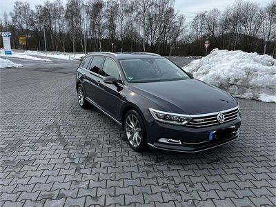 Gebraucht VW Passat Highline 190 PS (139 kW) 2018 Grau Kombi