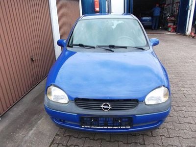 Gebraucht Opel Corsa 65 PS (47 kW) 1999 Blau Kleinwagen
