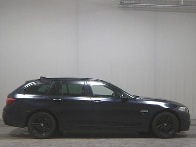 Gebraucht BMW 530 M Sport 258 PS (189 kW) 2016 Schwarz Kombi