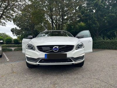 gebraucht Volvo S60 CC D4 Geartronic Summum