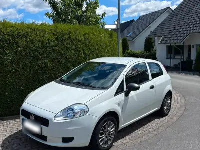 Gebraucht Fiat Punto Evo 69 PS (50 kW) 2013 Weiß Kleinwagen