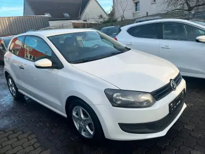 Gebraucht VW Polo Trendline 60 PS (44 kW) 2010 Weiß Kleinwagen