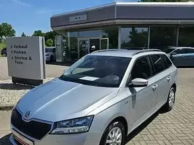 Gebraucht Skoda Fabia Soleil 95 PS (69 kW) 2019 Brilliant silver metallic Kombi