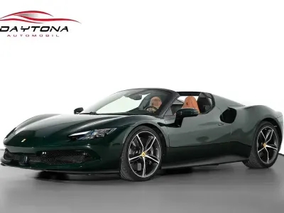 Gebraucht Ferrari 296 829 PS (609 kW) 2025 Grün Cabrio