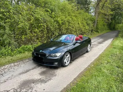 Gebraucht BMW 320 Cabriolet 170 PS (125 kW) 2007 Schwarz Cabrio