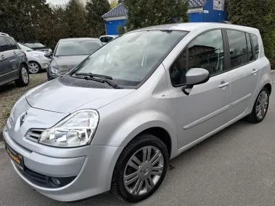 Occasion Renault Grand Modus Night&Day 103 ch (75 kW) 2011 Argent Monospace