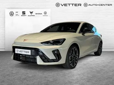 Neu Cupra Leon 150 PS (110 kW) 2026 Grau Limousine