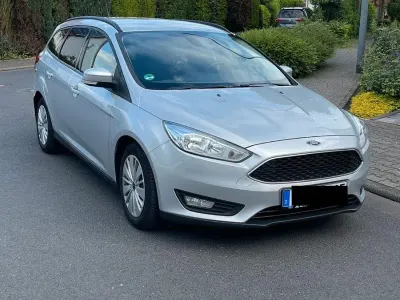 Gebraucht Ford Focus Business Edition 120 PS (88 kW) 2018 Silber Kombi