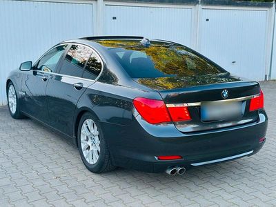 Second-hand BMW 730 Comfort Edition 245 CP (180 kW) 2011 Gri Berlinǎ