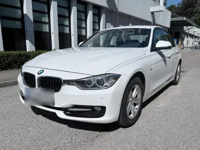 Gebraucht BMW 320 Sport Line 184 PS (135 kW) 2012 Weiß Limousine