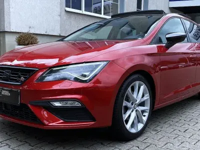 Gebraucht Seat Leon Beats 150 PS (110 kW) 2019 Rot Limousine