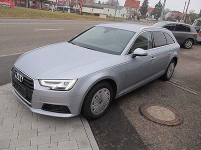 Silber Gebraucht 2017 Audi A4 Sport Limousine | 10.950 € (Guter Preis)