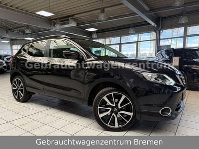 Gebraucht Nissan Qashqai Tekna 116 PS (85 kW) 2016 Schwarz SUV
