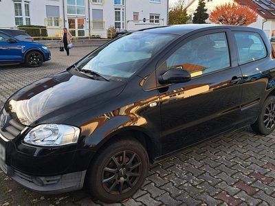Gebraucht VW Fox 60 PS (44 kW) 2007 Schwarz Kleinwagen