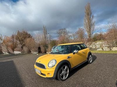 Gebraucht Mini Cooper 75 PS (55 kW) 2009 Gelb Kleinwagen