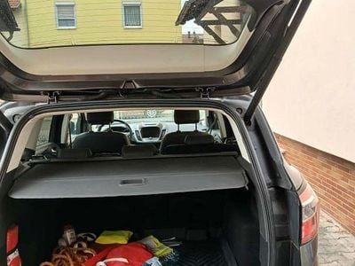 Gebraucht Ford Kuga Titanium 179 PS (131 kW) 2017 Grau SUV