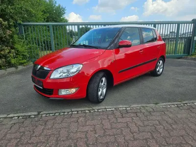 Gebraucht Skoda Fabia Family 86 PS (63 kW) 2013 Corridarot Kleinwagen
