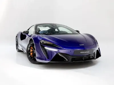 Gebraucht McLaren Artura 680 PS (500 kW) 2023 Blau Coupé