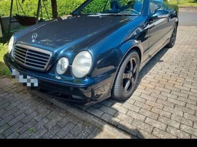 gebraucht Mercedes CLK320 