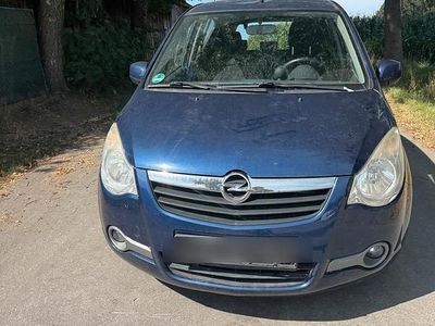 Opel Agila
