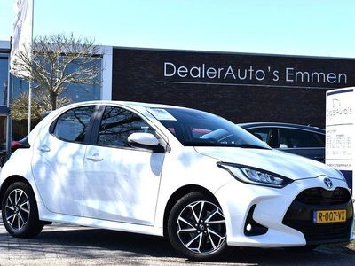 Gebraucht Toyota Yaris Hybrid 116 PS (85 kW) 2023 Weiß Limousine