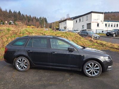 gebraucht Skoda Octavia 2.0 TDI DSG Drive Combi Drive