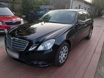 Mercedes E200