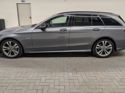 Gebraucht Mercedes C220 AMG line 194 PS (142 kW) 2021 Metallic