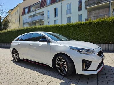 Gebraucht Kia ProCeed GT GT 204 PS (150 kW) 2021 Weiß Kleinwagen