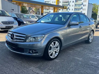 Gebraucht Mercedes C180 156 PS (114 kW) 2008 Silber Limousine