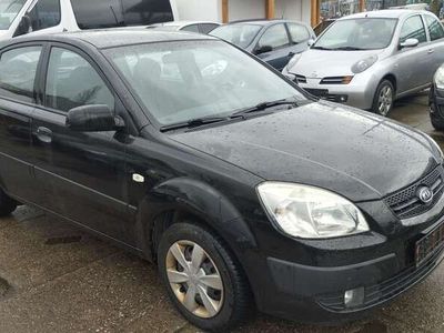 gebraucht Kia Rio 